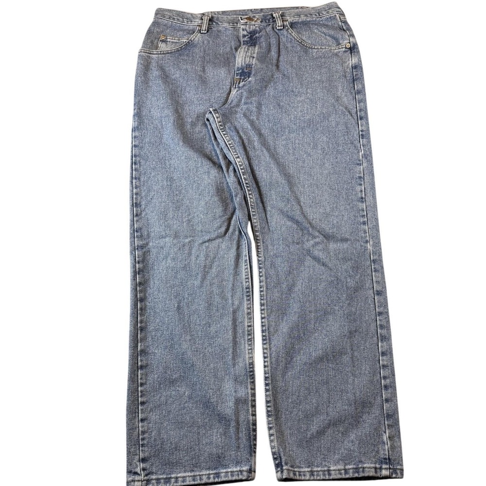 Wrangler Jeans Mens 36x30 Blue Relaxed Straight Medium Wash Denim 5 Pocket